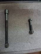 Болт рессоры. Toyota: Hiace, 4Runner, Regius Ace, Hilux, Dyna Двигатели: 2L, 3Y, 2Y, 4Y, 3L, 3VZE, 22RE, 22R, 5LE, 1KDFTV, 2TRFE, 3YJ, 2KDFTV, 3YP, 1T...