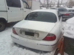 Jaguar S-type ����