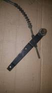 Тросик ручного тормоза. Toyota Toyoace, LY161, LY162 Toyota Hiace, LH95, LY161 Toyota Dyna, LY161, LY162 Двигатели: 5L, 3L, 2L
