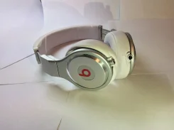 Beats Pro