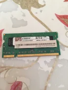 SO-DIMM DDR2.