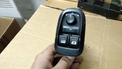 Кнопка стеклоподъемника. Peugeot 206