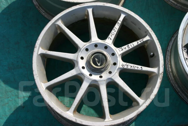 Dunlop. 8.0x17", 4x114.3, 5x114.3, ET45 ����