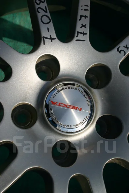 Nexta. 7.0x17", 5x114.3, ET40 ����