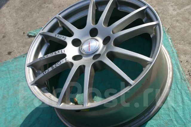 Nexta. 7.0x17", 5x114.3, ET40 ����