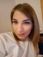 Специалист по пластиковым картам. Высшее образование, опыт работы 8 лет