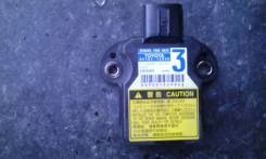 Датчик замедления. Toyota Mark X Zio, ANA15, ANA10, GGA10 Toyota Isis, ZGM15 Двигатели: 2GRFE, 2ZRFAE