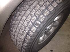 Hankook DynaPro i*cept RW08. Зимние, износ: 10%, 3 шт