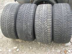 Nokian Hakkapeliitta 4. Зимние, шипованные, износ: 40%, 4 шт