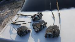 Замок двери. Toyota Land Cruiser, GRJ200, J200, URJ200, URJ202, URJ202W, UZJ200, UZJ200W, VDJ200 Lexus LX570, URJ201, URJ201W, URJ202 Двигатели: 1GRFE...