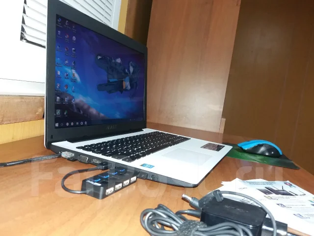 Asus X553MA. 15.6", 2,2����, ��� 2048 ��, ���� 500���, WiFi: 1, Bluetooth: 1, ����������� �� 4��. ����