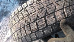 Maxxis. Зимние, без шипов, 50 %, 3 шт
