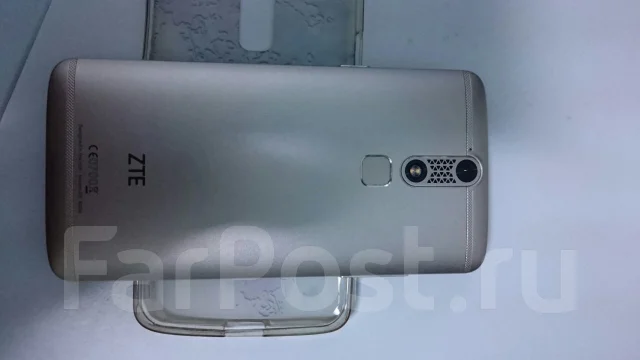 ZTE Axon Mini. �/� ����