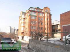 Места парковочные. улица Абрекская 8в, р-н Центр, электричество. Вид снаружи