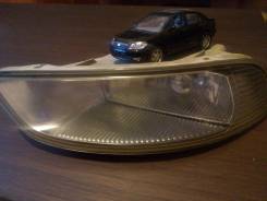 Фара противотуманная. Toyota Corolla