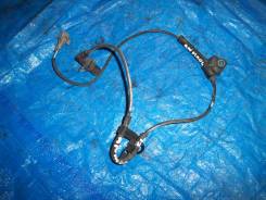 Датчик abs. Toyota Isis, ANM10, ZNM10, ANM15 Двигатели: 1AZFSE, 1ZZFE