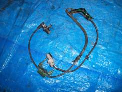Датчик abs. Toyota Ipsum, SXM10G, SXM15, SXM10, CXM10 Toyota Nadia, SXN15, ACN15, ACN10, SXN10 Toyota Gaia, SXM10, CXM10, ACM10, ACM15, SXM15 Toyota P...