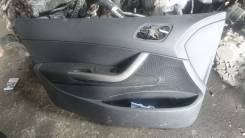 Обшивка двери. Peugeot 308
