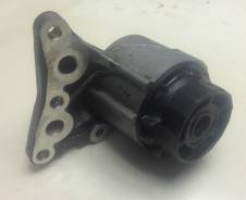 Корпус масляного фильтра. Toyota Avensis, ZRT272, ZRT271 Toyota Corolla Axio, ZRE142 Двигатели: 3ZRFAE, 2ZRFAE, 1ZRFAE