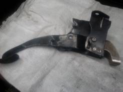 Педаль тормоза. Renault Megane Двигатели: F4R, F9Q, K4J, K4M, K9K, M9R