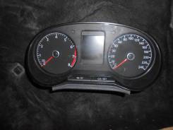 Панель приборов. Volkswagen Polo