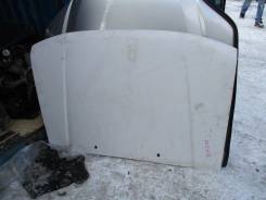 Капот. Nissan Datsun, RMD22 Двигатель QD32