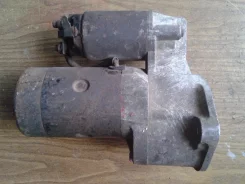 ������� Nissan Vanette LD20 23300-05E10 ����
