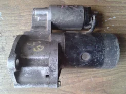 ������� Nissan Vanette LD20 23300-05E10 ����