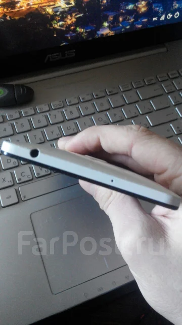 Asus ZenFone 6. �/� ����