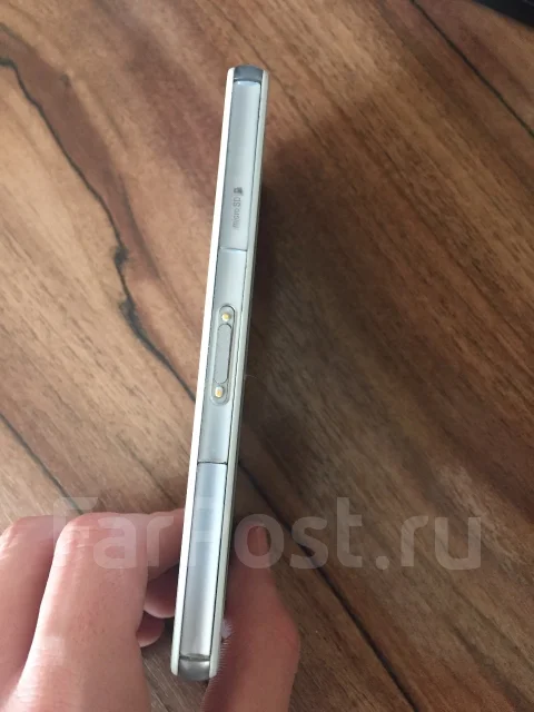 Sony Xperia Z3 Compact. �/� ����