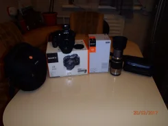 Sony Alpha ILCE-3500. 20 � ����� �� ����