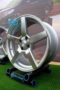 Vossen. 7.5x17", 4x98.00, 4x100.00, ET40, ЦО 73,1 мм.