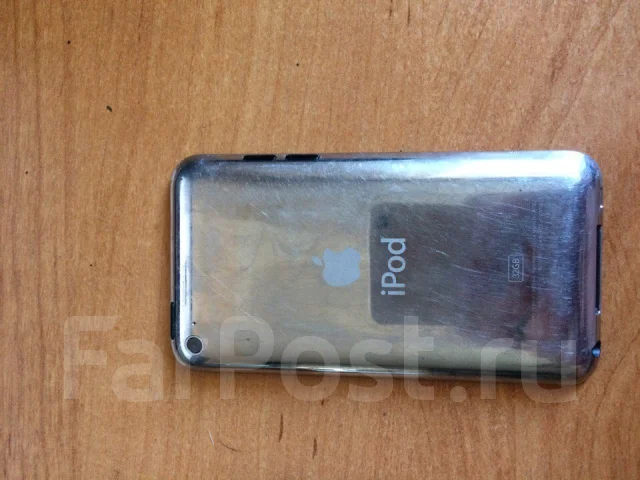 Apple iPod touch 4. ����