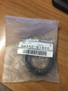 Сальник привода. Nissan: Presage, X-Trail, Maxima, Prairie, Expert, Murano, Serena, Liberty, Primera, Cefiro, Bassara, Teana Двигатели: VQ30DE, YD25DD...