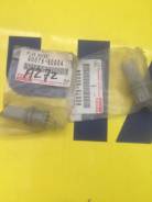 Патрон лампы. Toyota: Corolla, Hilux Surf, Yaris, Town Ace Noah, Corolla II, RAV4, Camry Gracia, Origin, Sprinter Trueno, Dyna, Vitz, Lite Ace, Hiace...