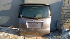 Toyota Ractis. 100