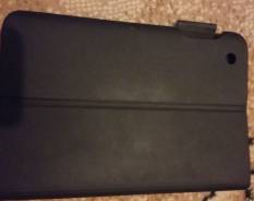 Чехлы с клавиатурой для Apple iPad.