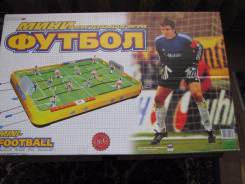 Настольный футбол.