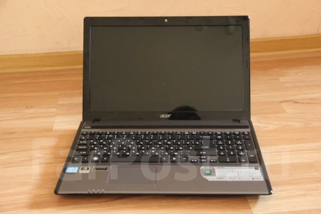 Acer Aspire 5755G. 15.6", 2����, ��� 4 ��, ���� 750���, WiFi: 1, Bluetooth: 1, ����������� �� 2��. ����