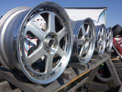 RAYS VOLK RACING. 8.0/9.0x18, 5x114.30, ET45/45, ЦО 71,1 мм.