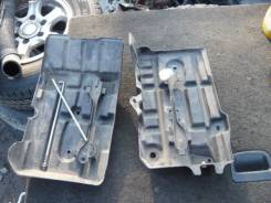 Крепление аккумулятора. Toyota Hiace, KDH205, KDH205V, KDH206, KDH206V
