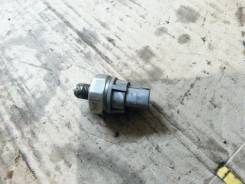 Датчик давления масла. Toyota: Platz, ist, Vios, Vitz, Corolla Axio, Porte, Soluna Vios, WiLL Vi, Echo, Corolla, Probox, Yaris Verso, Funcargo, Yaris...