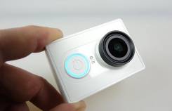 Xiaomi Yi Action Camera. 15 - 19.9 Мп, с объективом