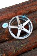 Vossen. 10.0x22, 5x114.30, 5x120.00, ET35, ЦО 73,1 мм.
