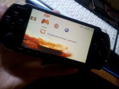 Sony PSP 2000 ����