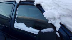 Стекло боковое. Chrysler Voyager