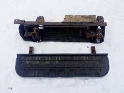 Подножка. Mitsubishi Delica, PD8W