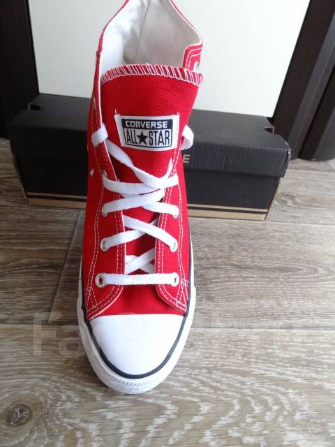 Converse 2025 rouge 37