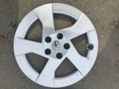Колпаки на Toyota Prius Zvw 30, 4 штуки. Диаметр 15", 1 шт.