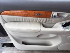 Обшивка двери. Lexus GX470, UZJ120
